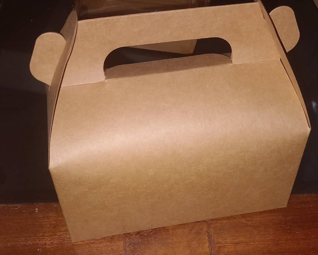 Boîte menu à poignée